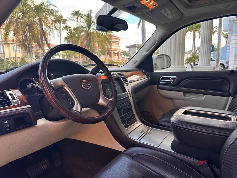 2011 Cadillac Escalade & EXT 3rd Gen - Image 12 of 21