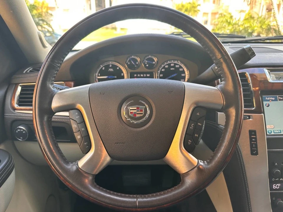 2011 Cadillac Escalade & EXT 3rd Gen - Image 13 of 21