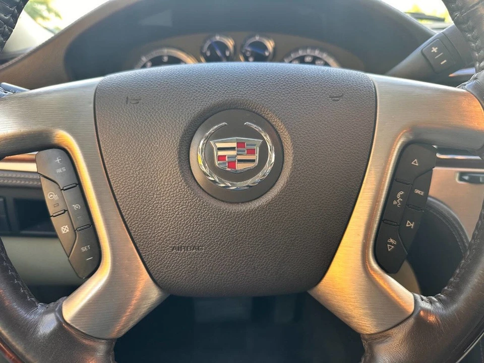 2011 Cadillac Escalade & EXT 3rd Gen - Image 15 of 21