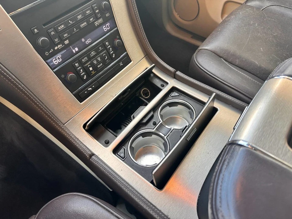 2011 Cadillac Escalade & EXT 3rd Gen - Image 18 of 21