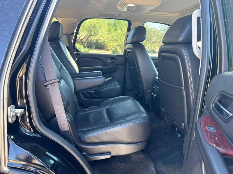 2011 Cadillac Escalade & EXT 3rd Gen - Image 19 of 21