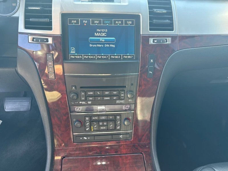 2011 Cadillac Escalade & EXT 3rd Gen - Image 13 of 21