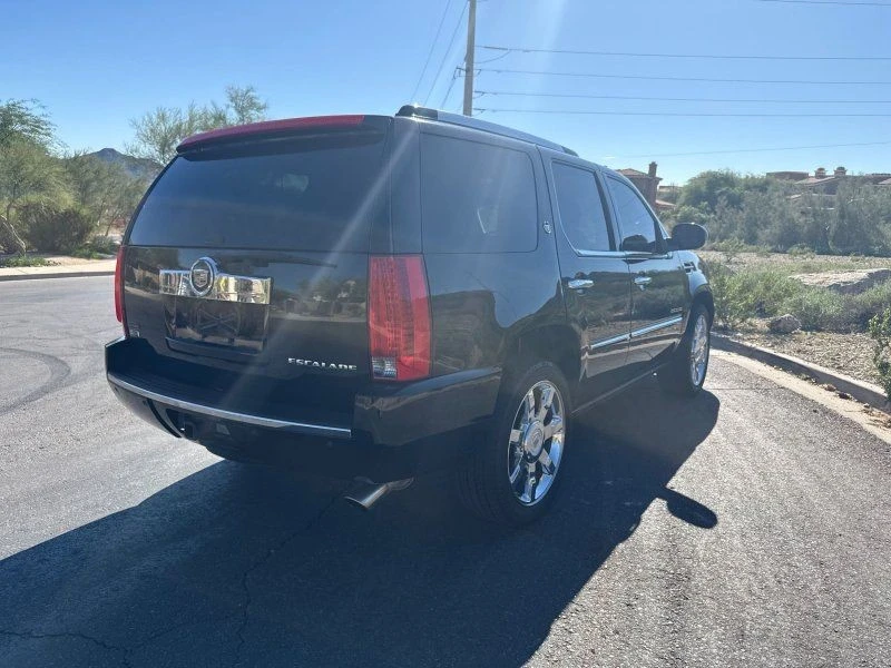 2011 Cadillac Escalade & EXT 3rd Gen - Image 7 of 21