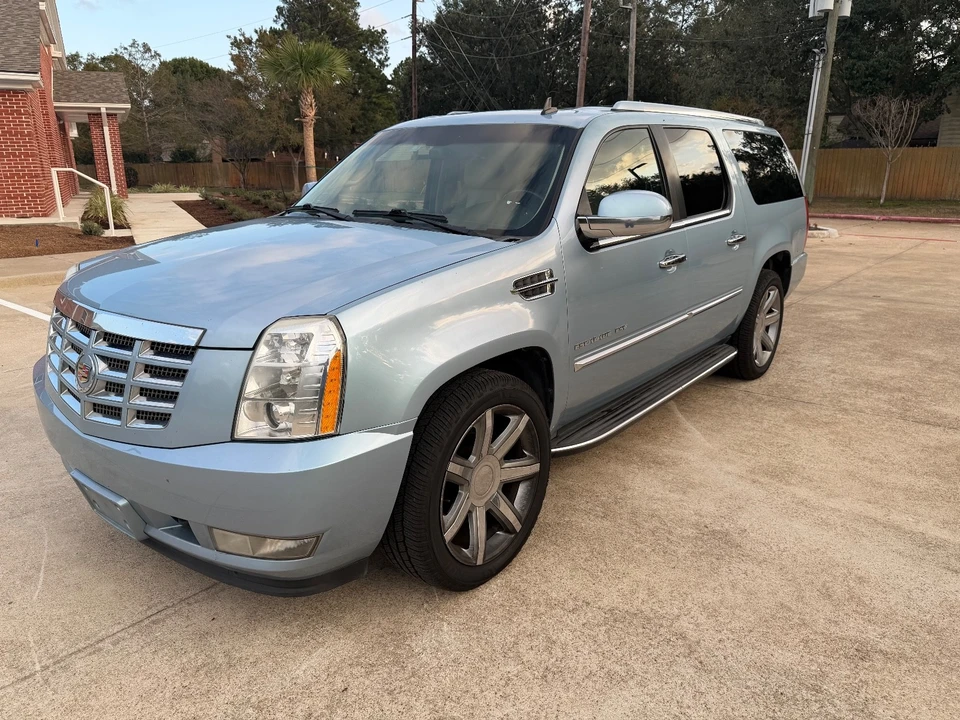 2011 Cadillac Escalade & EXT 3rd Gen - Image 14 of 21