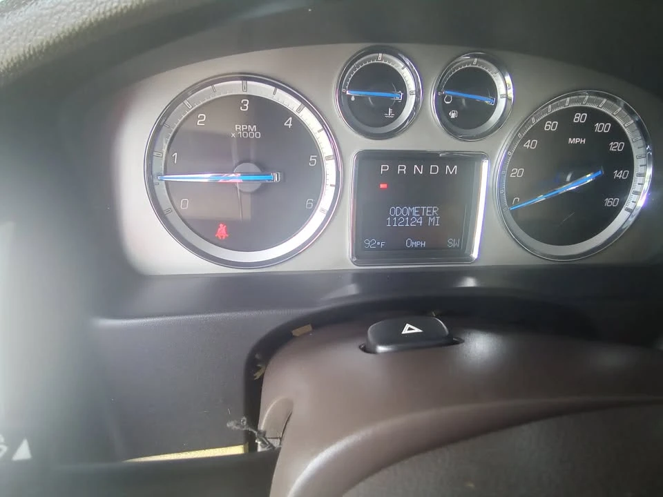 2011 Cadillac Escalade & EXT 3rd Gen - Image 7 of 19
