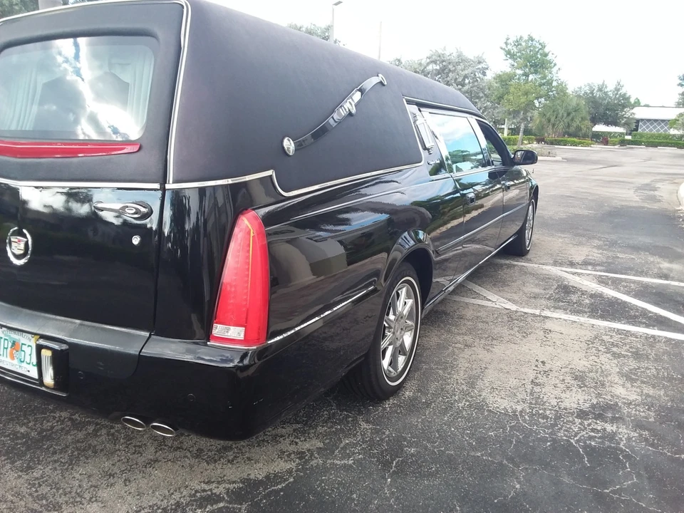 2011 Cadillac - Image 4 of 21