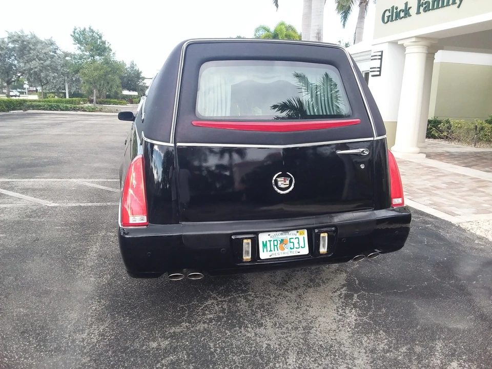 2011 Cadillac - Image 6 of 21