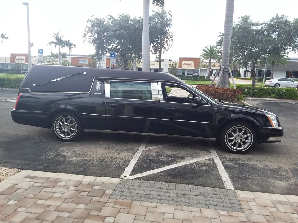 2011 Cadillac - Image 5 of 21