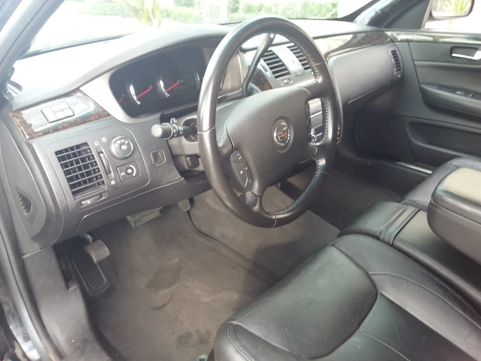 2011 Cadillac - Image 10 of 21