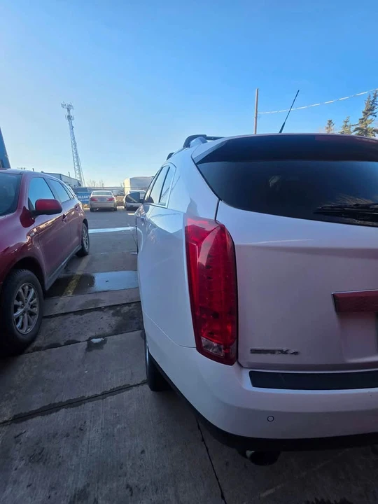 2011 Cadillac SRX - Image 5 of 11