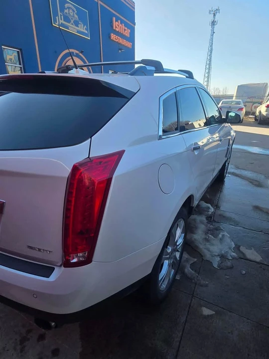 2011 Cadillac SRX - Image 4 of 11