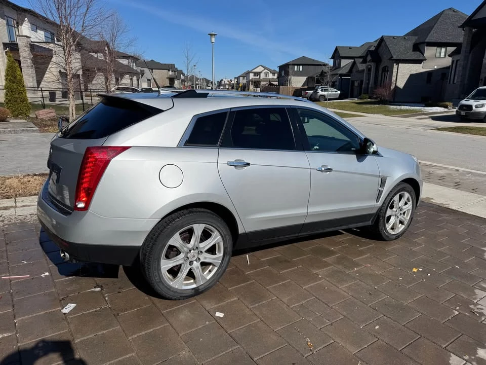 2011 Cadillac SRX - Image 3 of 20