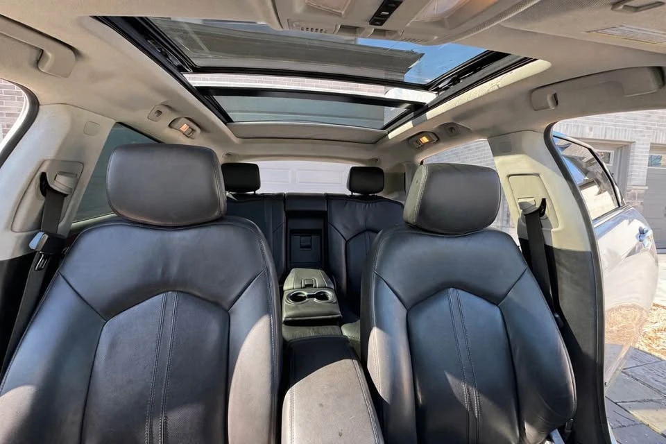 2011 Cadillac SRX - Image 2 of 20
