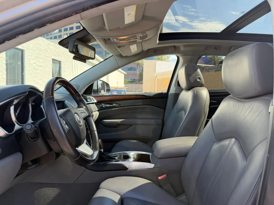 2011 Cadillac SRX - Image 9 of 14