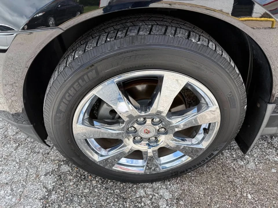 2011 Cadillac SRX - Image 9 of 20