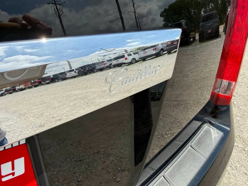2011 Cadillac SRX - Image 15 of 20