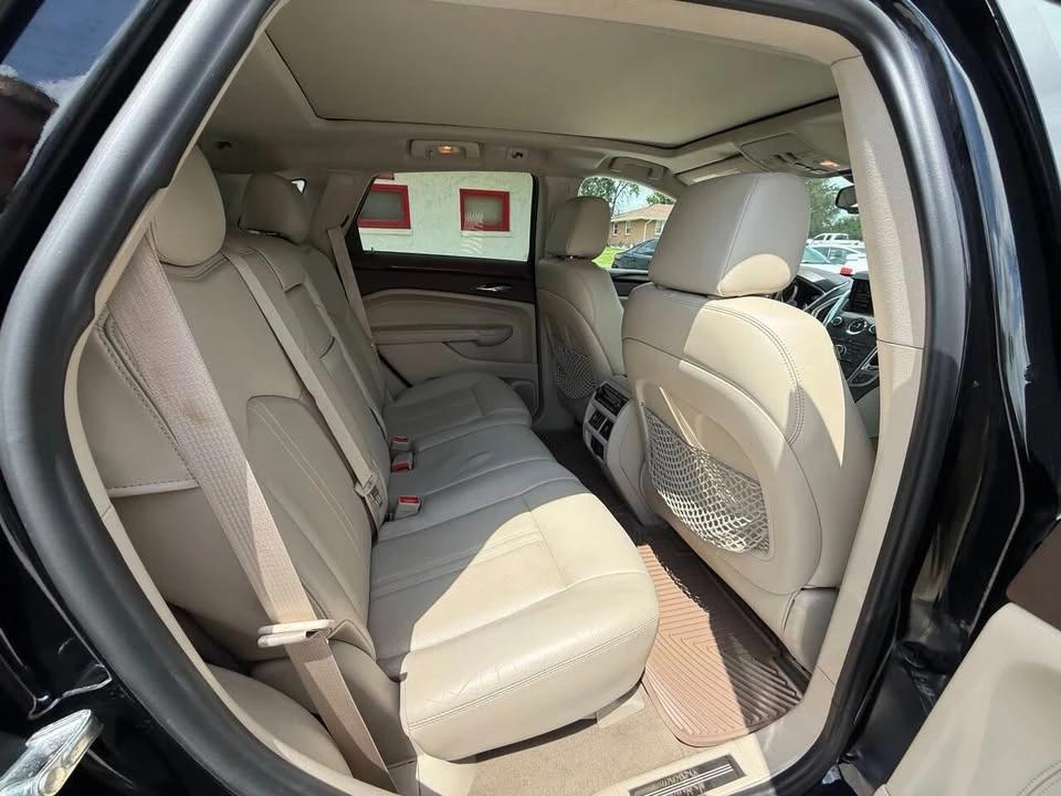 2011 Cadillac SRX - Image 19 of 20