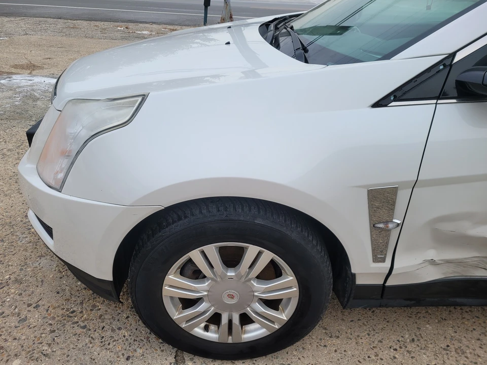 2011 Cadillac SRX - Image 14 of 21
