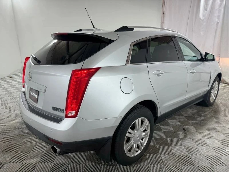 2011 Cadillac SRX - Image 8 of 12