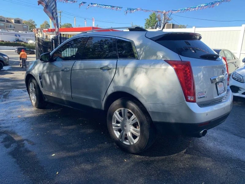 2011 Cadillac SRX - Image 6 of 12