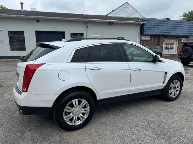 2011 Cadillac SRX - Image 11 of 12