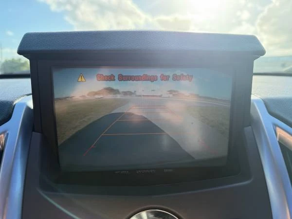 2011 Cadillac SRX - Image 15 of 16