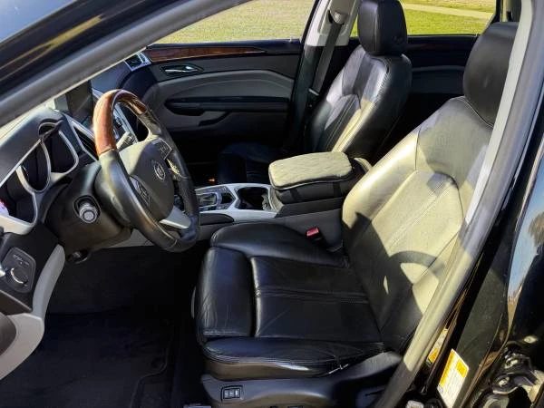 2011 Cadillac SRX - Image 12 of 16