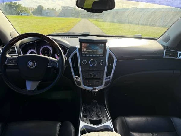 2011 Cadillac SRX - Image 9 of 16