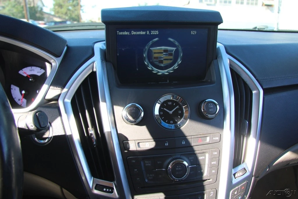 2011 Cadillac SRX - Image 18 of 21