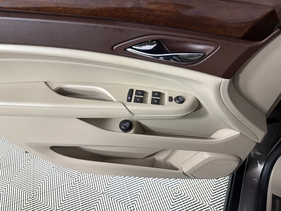 2011 Cadillac SRX - Image 11 of 21