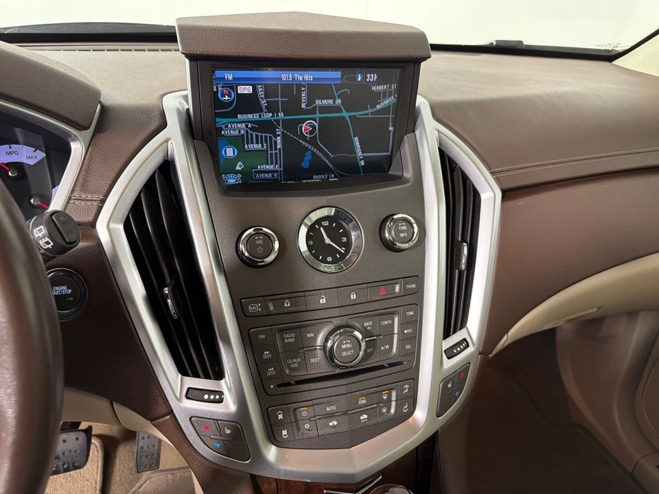 2011 Cadillac SRX - Image 17 of 21