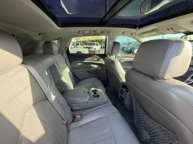 2011 Cadillac SRX - Image 11 of 12