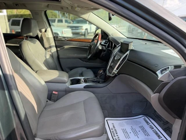 2011 Cadillac SRX - Image 9 of 12
