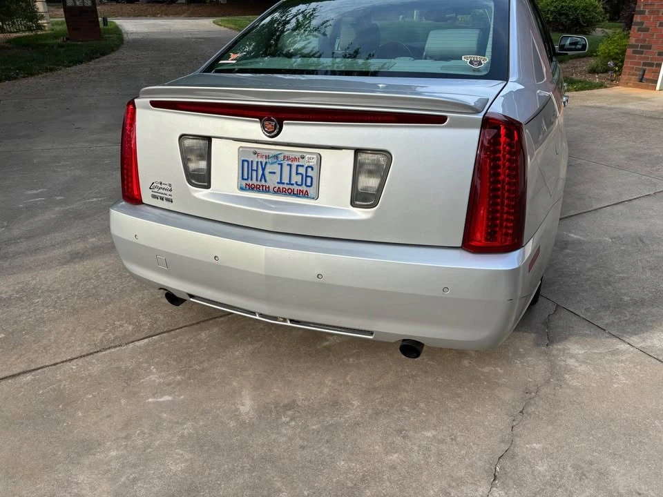 2011 Cadillac STS - Image 4 of 9