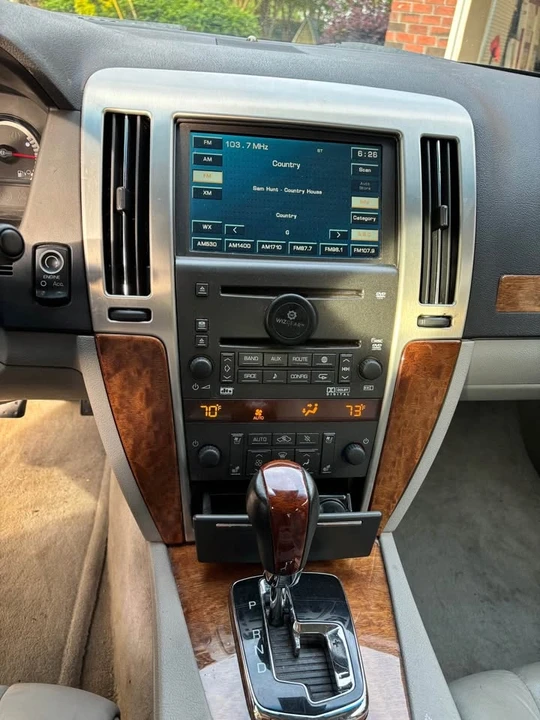 2011 Cadillac STS - Image 9 of 9