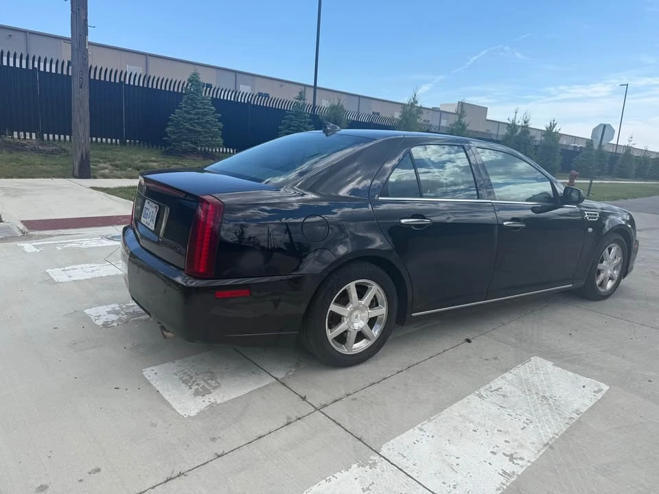 2011 Cadillac STS - Image 4 of 10