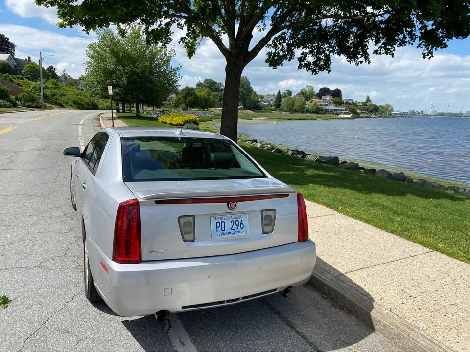 2011 Cadillac STS - Image 3 of 10
