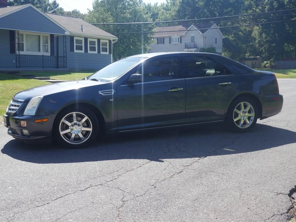 2011 Cadillac STS-V - Image 2 of 13