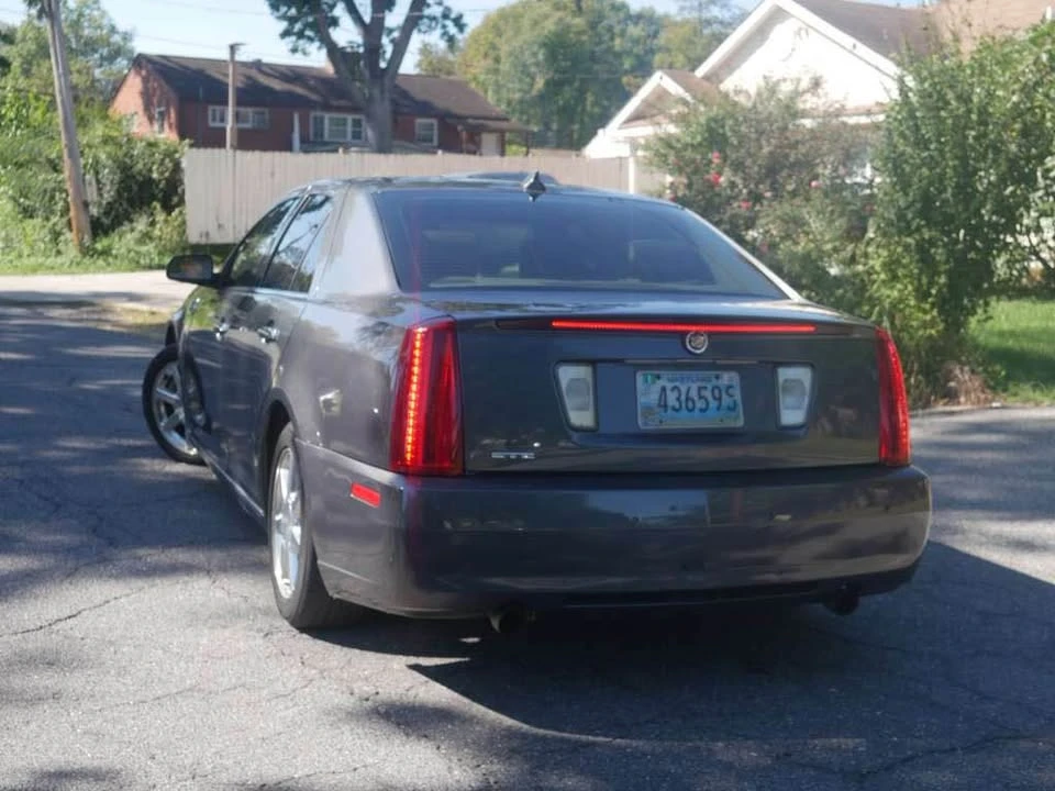 2011 Cadillac STS-V - Image 8 of 13