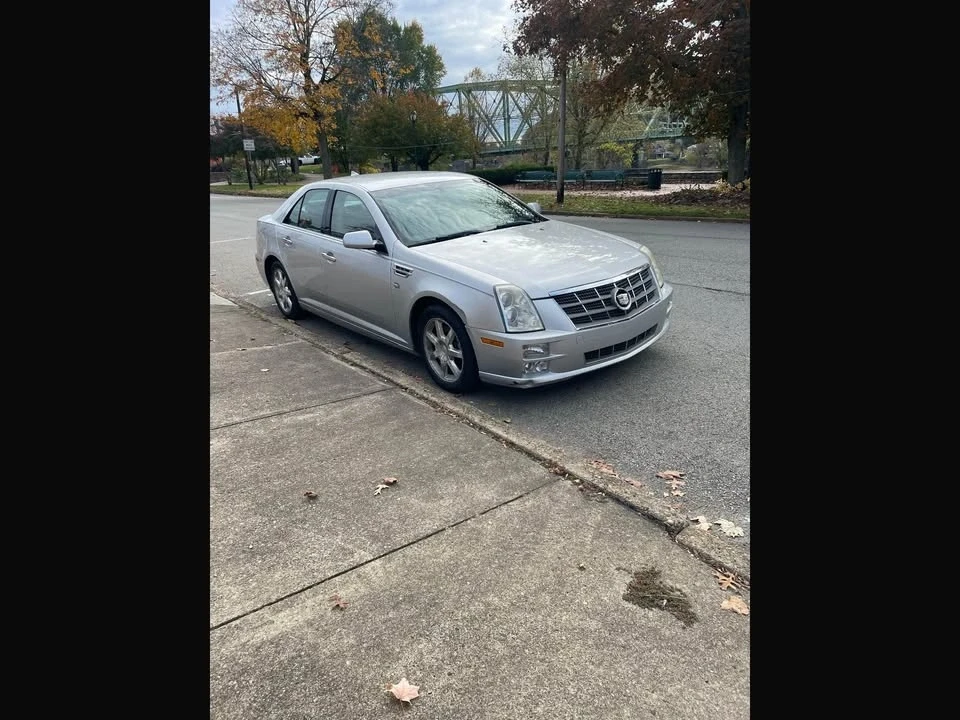 2011 Cadillac STS-V - Image 4 of 5