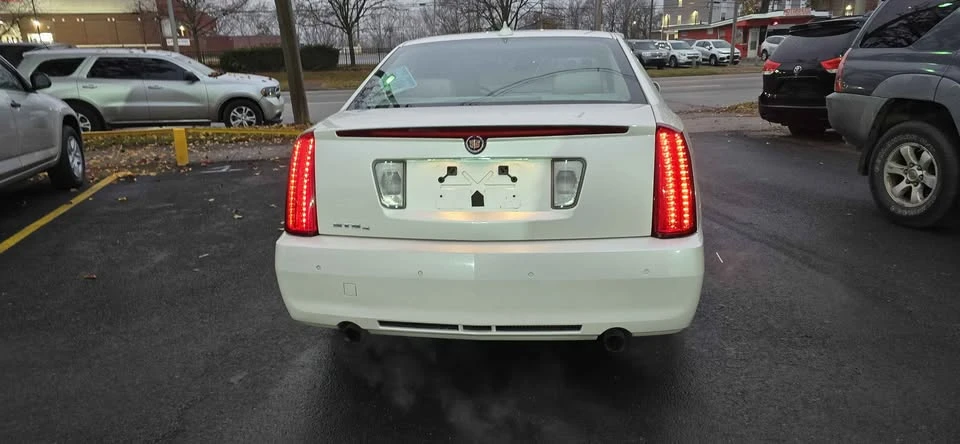 2011 Cadillac STS-V - Image 3 of 7
