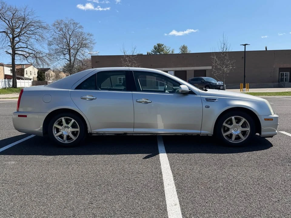 2011 Cadillac STS - Image 3 of 5