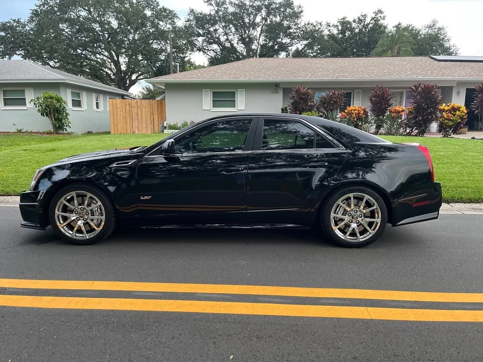 2011 Cadillac CTS-V 2nd Gen - Image 3 of 10