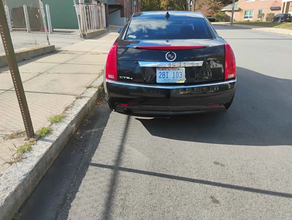 2011 Cadillac CT4 - Image 5 of 5