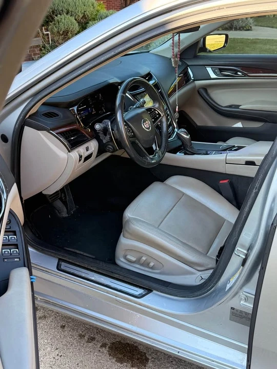 2011 Cadillac CT4 - Image 4 of 7
