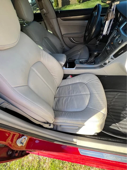 2011 Cadillac CT4 - Image 14 of 15
