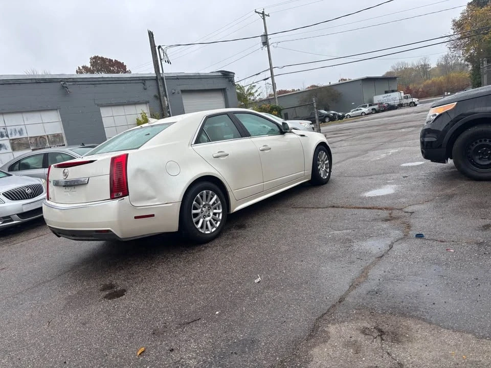 2011 Cadillac CT5 - Image 5 of 8