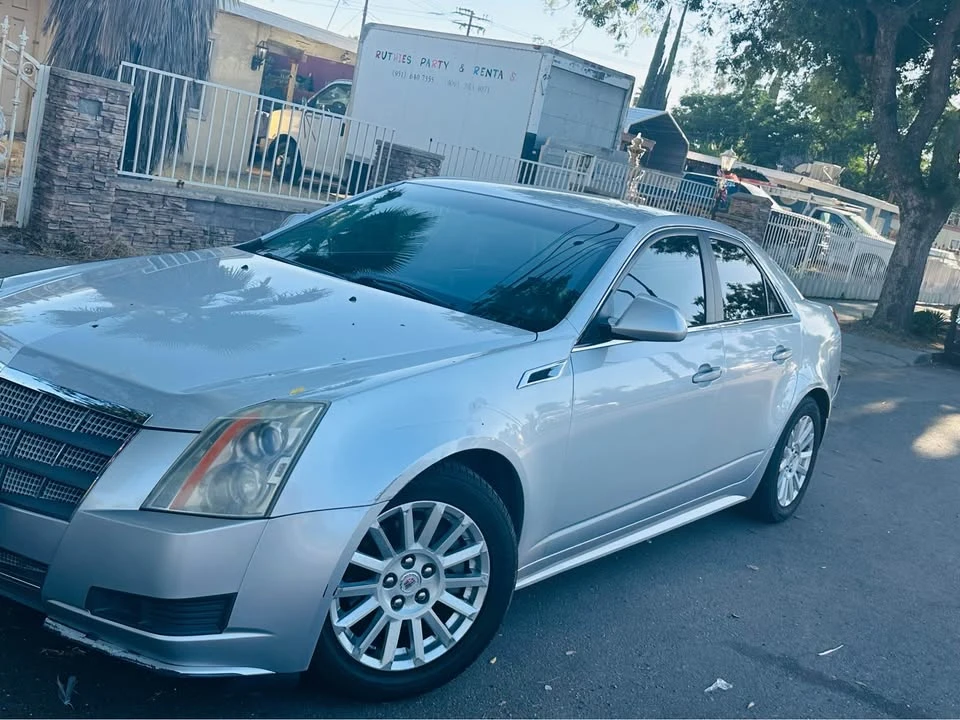2011 Cadillac CTS-V 2nd Gen - Image 2 of 8