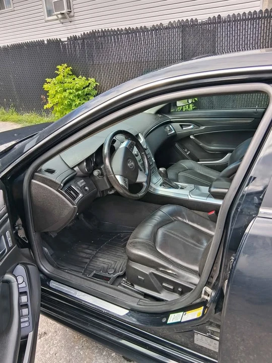 2011 Cadillac CTS 2nd Gen - Image 5 of 10