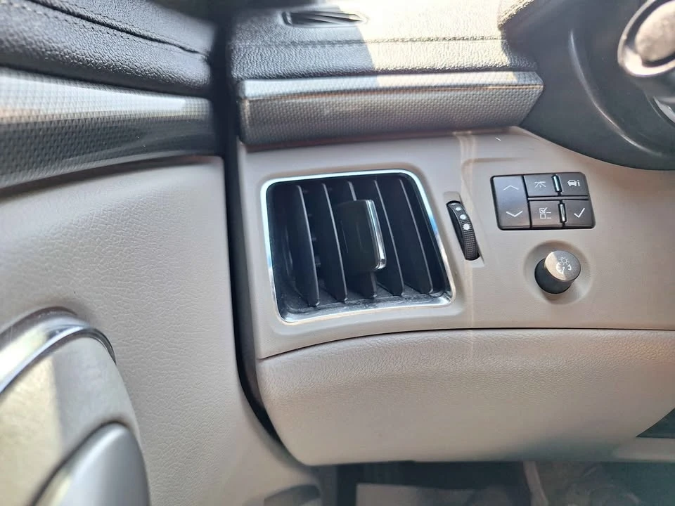 2011 Cadillac CTS 2nd Gen - Image 17 of 20